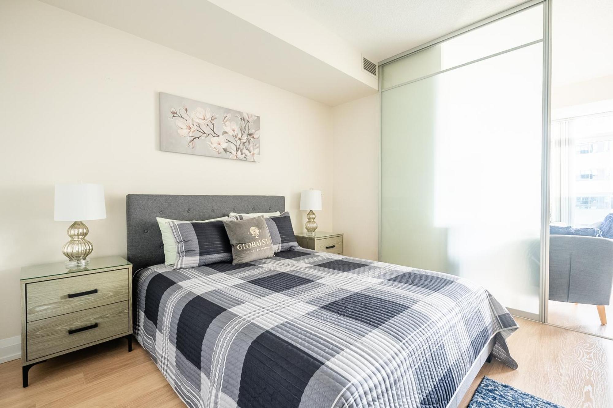 Globalstay Modern Apartments In North York Skyscraper Торонто Экстерьер фото