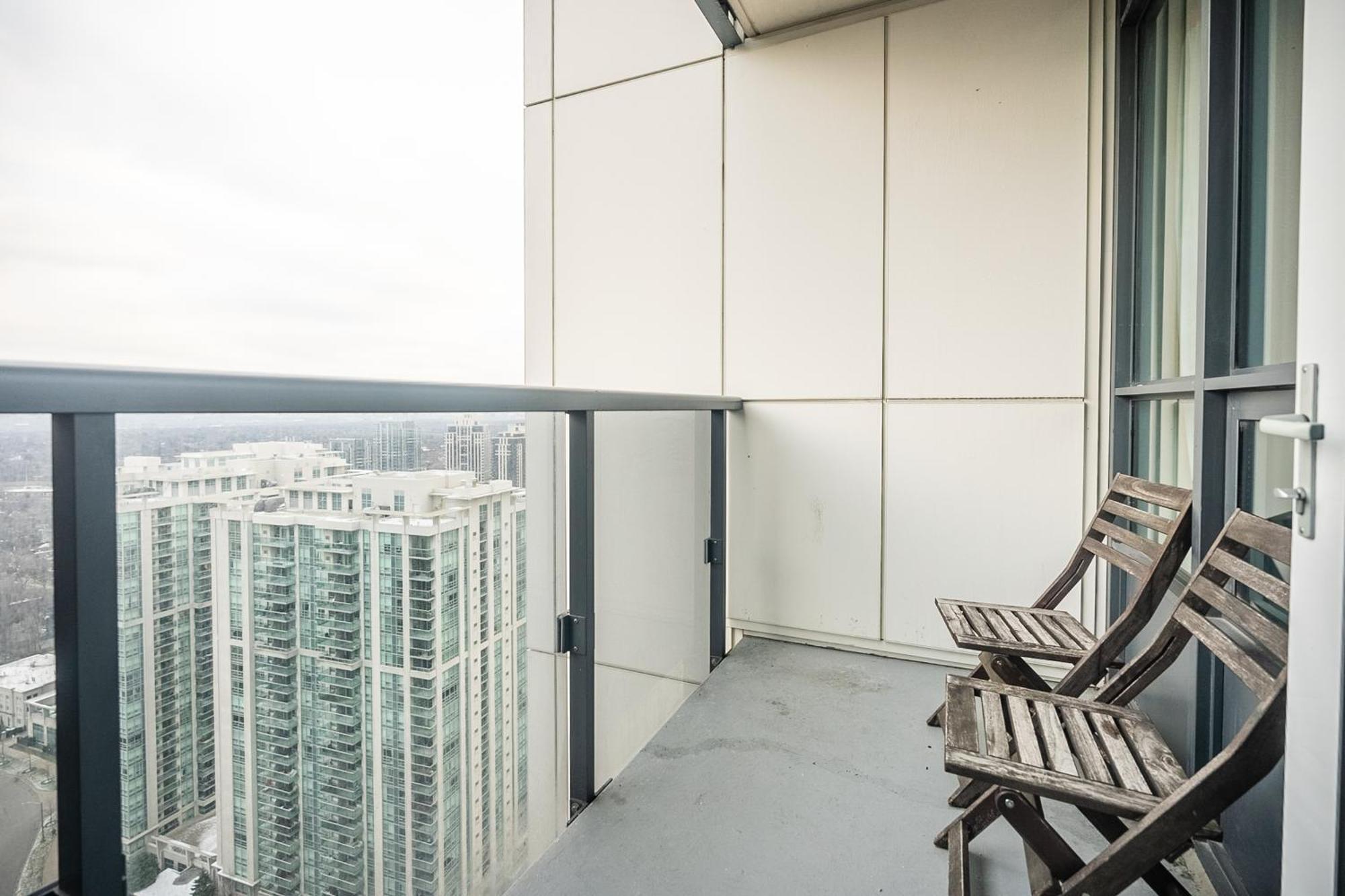Globalstay Modern Apartments In North York Skyscraper Торонто Экстерьер фото