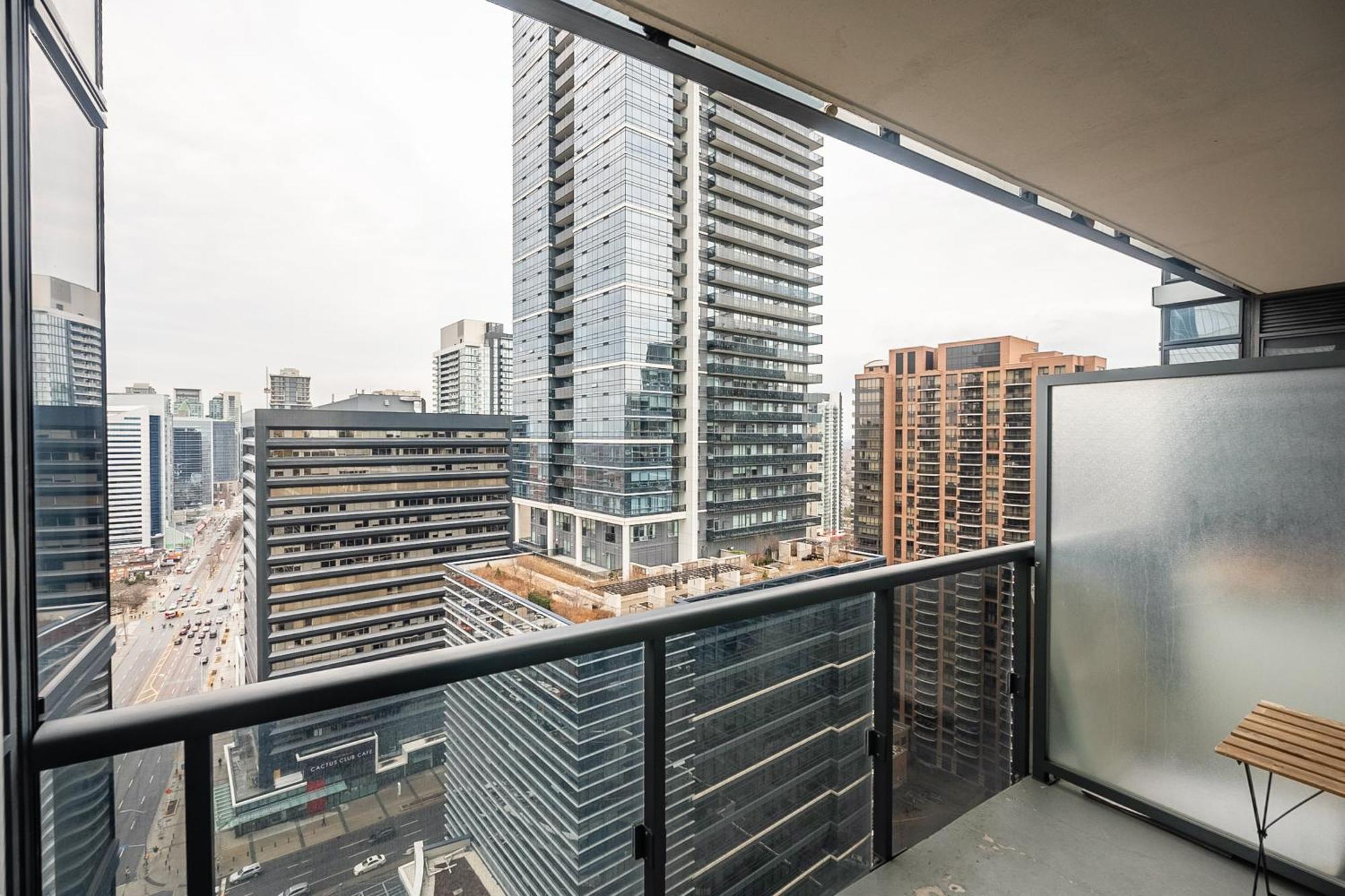 Globalstay Modern Apartments In North York Skyscraper Торонто Экстерьер фото